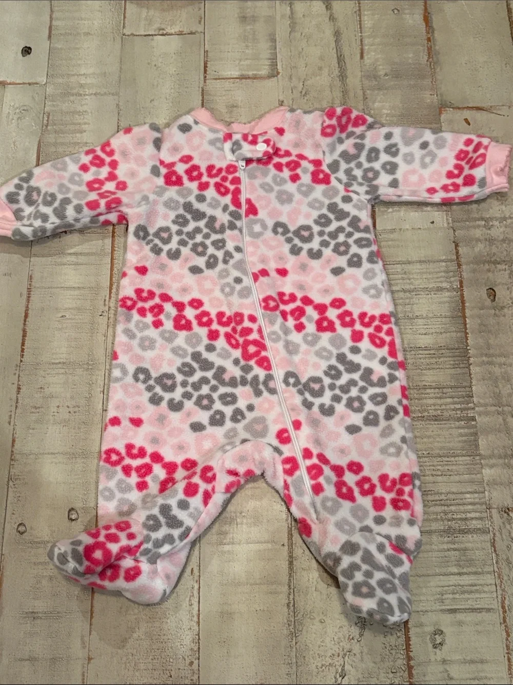Carter’s 6 Piece Newborn Baby Girl Bundle